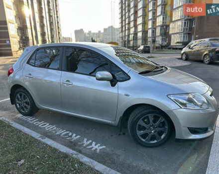 Сірий Тойота Ауріс, об'ємом двигуна 1.6 л та пробігом 155 тис. км за 7300 $, фото 5 на Automoto.ua