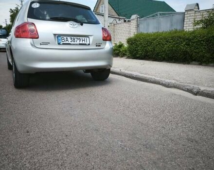 Тойота Аурис 2007 в Кропивницком (Кировограде) на Automoto.ua Серый Тойота Аурис, объемом двигателя 2 л и пробегом 300 тыс. км за 5800 $, фото 3 на Automoto.ua