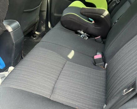 Сірий Тойота Ауріс, об'ємом двигуна 2 л та пробігом 270 тис. км за 6200 $, фото 1 на Automoto.ua