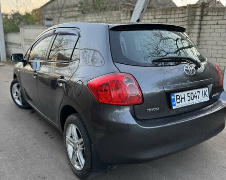 Сірий Тойота Ауріс, об'ємом двигуна 1.6 л та пробігом 184 тис. км за 6300 $, фото 3 на Automoto.ua