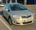 Сірий Тойота Ауріс, об'ємом двигуна 1.6 л та пробігом 74 тис. км за 8400 $, фото 1 на Automoto.ua