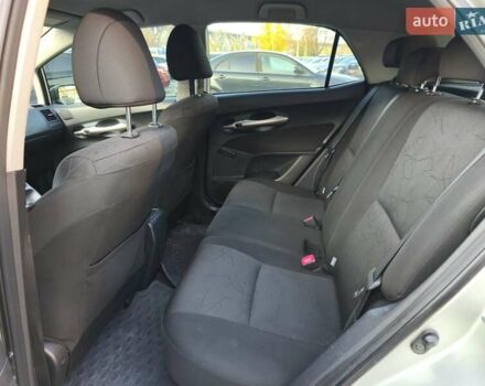 Сірий Тойота Ауріс, об'ємом двигуна 1.6 л та пробігом 226 тис. км за 6850 $, фото 9 на Automoto.ua