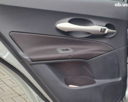 Серый Тойота Аурис, объемом двигателя 2.2 л и пробегом 216 тыс. км за 6690 $, фото 16 на Automoto.ua