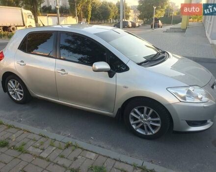 Серый Тойота Аурис, объемом двигателя 1.4 л и пробегом 223 тыс. км за 6700 $, фото 12 на Automoto.ua