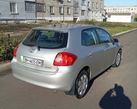 Серый Тойота Аурис, объемом двигателя 1.6 л и пробегом 135 тыс. км за 6000 $, фото 3 на Automoto.ua