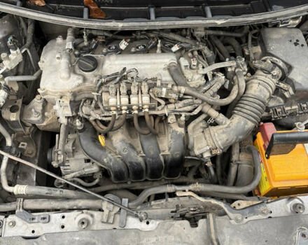 Серый Тойота Аурис, объемом двигателя 1.6 л и пробегом 250 тыс. км за 6200 $, фото 12 на Automoto.ua