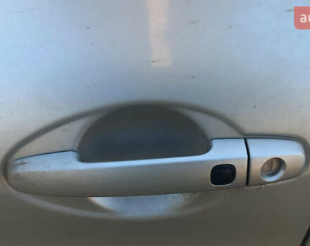 Серый Тойота Аурис, объемом двигателя 2 л и пробегом 318 тыс. км за 5300 $, фото 2 на Automoto.ua