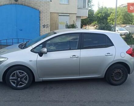 Сірий Тойота Ауріс, об'ємом двигуна 1.6 л та пробігом 250 тис. км за 6000 $, фото 7 на Automoto.ua