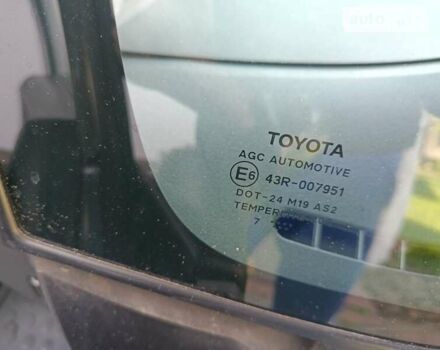 Серый Тойота Аурис, объемом двигателя 1.4 л и пробегом 271 тыс. км за 6999 $, фото 75 на Automoto.ua