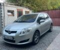 Серый Тойота Аурис, объемом двигателя 1.6 л и пробегом 103 тыс. км за 5119 $, фото 1 на Automoto.ua