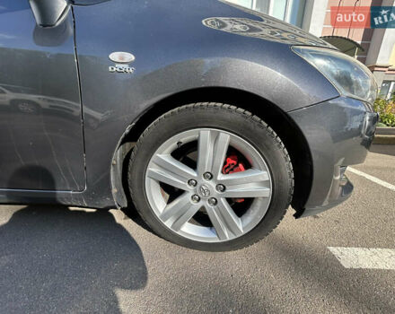 Тойота Аурис 2007 в Киеве на Automoto.ua Серый Тойота Аурис, объемом двигателя 2.2 л и пробегом 250 тыс. км за 7000 $, фото 19 на Automoto.ua