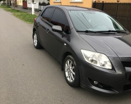 Серый Тойота Аурис, объемом двигателя 0 л и пробегом 267 тыс. км за 3000 $, фото 3 на Automoto.ua