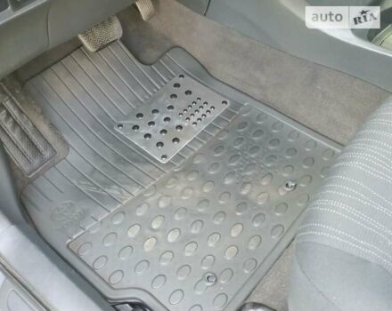 Серый Тойота Аурис, объемом двигателя 1.4 л и пробегом 271 тыс. км за 6999 $, фото 54 на Automoto.ua