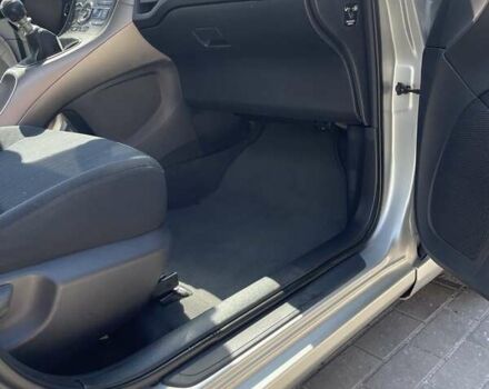 Серый Тойота Аурис, объемом двигателя 2 л и пробегом 233 тыс. км за 5683 $, фото 12 на Automoto.ua