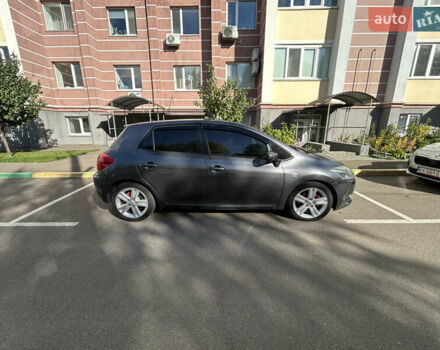 Тойота Аурис 2007 в Киеве на Automoto.ua Серый Тойота Аурис, объемом двигателя 2.2 л и пробегом 250 тыс. км за 7000 $, фото 6 на Automoto.ua