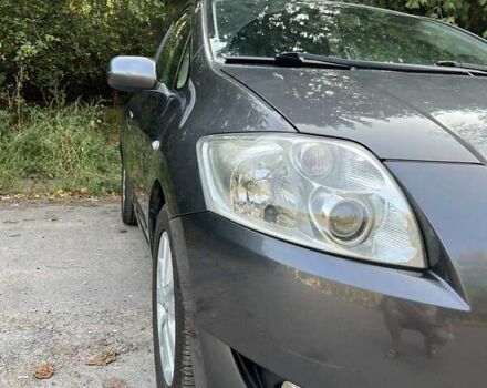 Сірий Тойота Ауріс, об'ємом двигуна 1.6 л та пробігом 151 тис. км за 6200 $, фото 5 на Automoto.ua