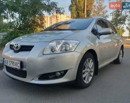 Серый Тойота Аурис, объемом двигателя 1.4 л и пробегом 223 тыс. км за 6700 $, фото 7 на Automoto.ua