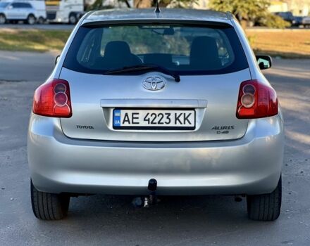 Серый Тойота Аурис, объемом двигателя 1.4 л и пробегом 250 тыс. км за 6350 $, фото 17 на Automoto.ua