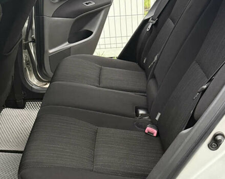 Сірий Тойота Ауріс, об'ємом двигуна 2 л та пробігом 219 тис. км за 6999 $, фото 8 на Automoto.ua