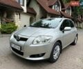 Сірий Тойота Ауріс, об'ємом двигуна 1.6 л та пробігом 215 тис. км за 6400 $, фото 1 на Automoto.ua