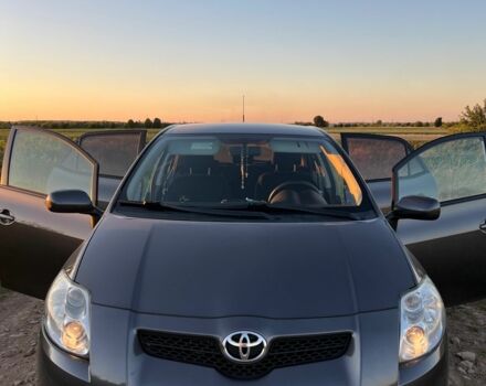 Сірий Тойота Ауріс, об'ємом двигуна 1.6 л та пробігом 257 тис. км за 6500 $, фото 3 на Automoto.ua