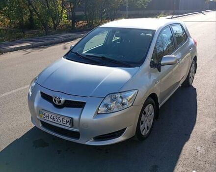 Серый Тойота Аурис, объемом двигателя 1.6 л и пробегом 135 тыс. км за 6000 $, фото 5 на Automoto.ua