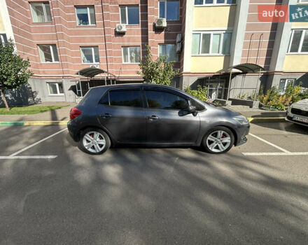 Тойота Аурис 2007 в Киеве на Automoto.ua Серый Тойота Аурис, объемом двигателя 2.2 л и пробегом 250 тыс. км за 7000 $, фото 11 на Automoto.ua