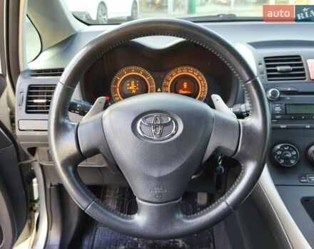 Сірий Тойота Ауріс, об'ємом двигуна 1.6 л та пробігом 226 тис. км за 6850 $, фото 13 на Automoto.ua