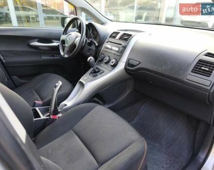 Сірий Тойота Ауріс, об'ємом двигуна 1.6 л та пробігом 226 тис. км за 6850 $, фото 11 на Automoto.ua