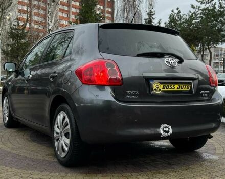 Сірий Тойота Ауріс, об'ємом двигуна 1.4 л та пробігом 264 тис. км за 6999 $, фото 4 на Automoto.ua