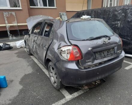 Серый Тойота Аурис, объемом двигателя 1.4 л и пробегом 295 тыс. км за 1999 $, фото 3 на Automoto.ua