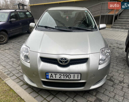 Серый Тойота Аурис, объемом двигателя 1.6 л и пробегом 217 тыс. км за 6500 $, фото 5 на Automoto.ua