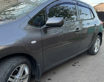 Сірий Тойота Ауріс, об'ємом двигуна 1.6 л та пробігом 184 тис. км за 6300 $, фото 4 на Automoto.ua