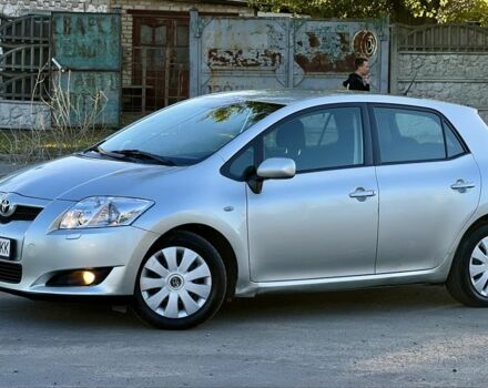 Серый Тойота Аурис, объемом двигателя 1.4 л и пробегом 250 тыс. км за 6350 $, фото 8 на Automoto.ua