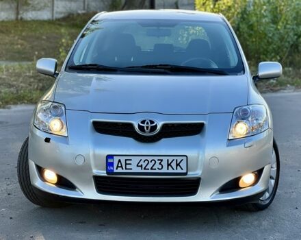 Серый Тойота Аурис, объемом двигателя 1.4 л и пробегом 250 тыс. км за 6350 $, фото 5 на Automoto.ua