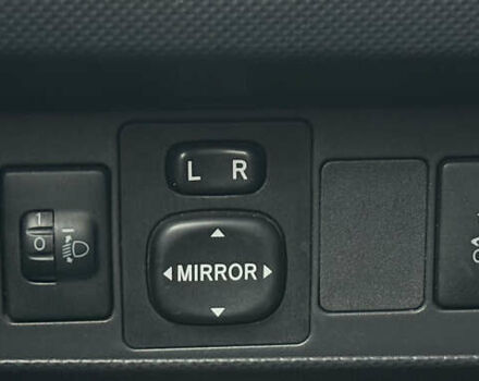 Сірий Тойота Ауріс, об'ємом двигуна 2 л та пробігом 219 тис. км за 6999 $, фото 14 на Automoto.ua