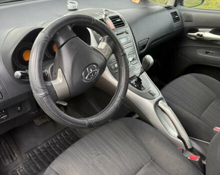 Серый Тойота Аурис, объемом двигателя 1.6 л и пробегом 250 тыс. км за 6200 $, фото 9 на Automoto.ua