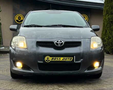 Сірий Тойота Ауріс, об'ємом двигуна 1.4 л та пробігом 264 тис. км за 6999 $, фото 1 на Automoto.ua