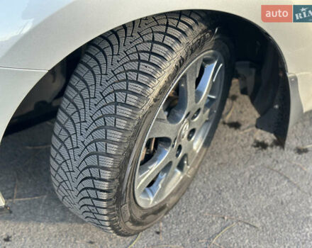 Сірий Тойота Ауріс, об'ємом двигуна 1.6 л та пробігом 155 тис. км за 7300 $, фото 16 на Automoto.ua