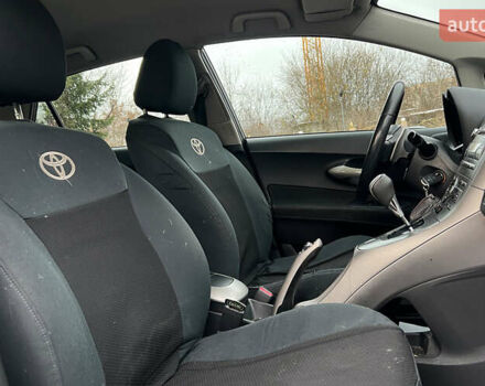 Серый Тойота Аурис, объемом двигателя 1.36 л и пробегом 264 тыс. км за 6999 $, фото 15 на Automoto.ua