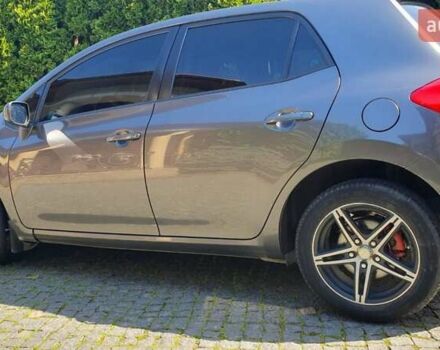 Серый Тойота Аурис, объемом двигателя 1.6 л и пробегом 209 тыс. км за 6700 $, фото 5 на Automoto.ua