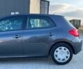 Серый Тойота Аурис, объемом двигателя 2 л и пробегом 176 тыс. км за 6500 $, фото 1 на Automoto.ua
