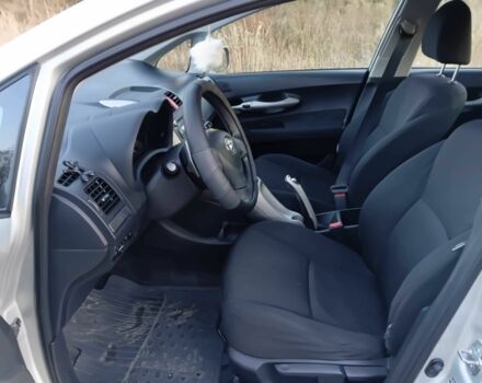 Серый Тойота Аурис, объемом двигателя 1.6 л и пробегом 158 тыс. км за 5700 $, фото 15 на Automoto.ua