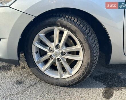 Серый Тойота Аурис, объемом двигателя 2 л и пробегом 251 тыс. км за 6390 $, фото 11 на Automoto.ua