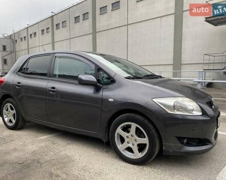 Серый Тойота Аурис, объемом двигателя 1.6 л и пробегом 129 тыс. км за 6800 $, фото 5 на Automoto.ua