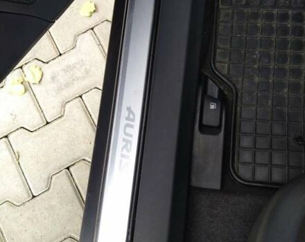 Тойота Аурис 2008 в Черновцах на Automoto.ua Серый Тойота Аурис, объемом двигателя 1.4 л и пробегом 202 тыс. км за 6300 $, фото 37 на Automoto.ua
