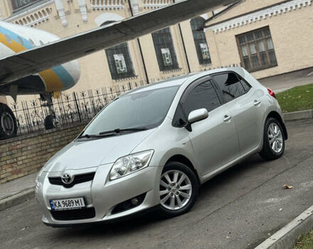 Серый Тойота Аурис, объемом двигателя 1.6 л и пробегом 200 тыс. км за 6499 $, фото 7 на Automoto.ua