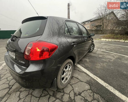 Серый Тойота Аурис, объемом двигателя 1.36 л и пробегом 282 тыс. км за 7200 $, фото 5 на Automoto.ua