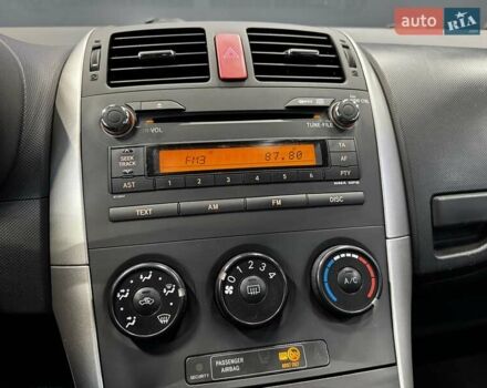 Серый Тойота Аурис, объемом двигателя 1.6 л и пробегом 210 тыс. км за 6300 $, фото 33 на Automoto.ua