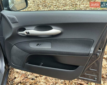 Сірий Тойота Ауріс, об'ємом двигуна 1.6 л та пробігом 211 тис. км за 6700 $, фото 14 на Automoto.ua